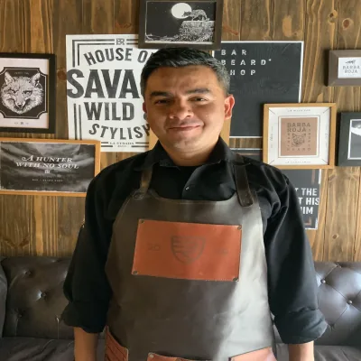Carlos Perez, barbero de Barba Roja
